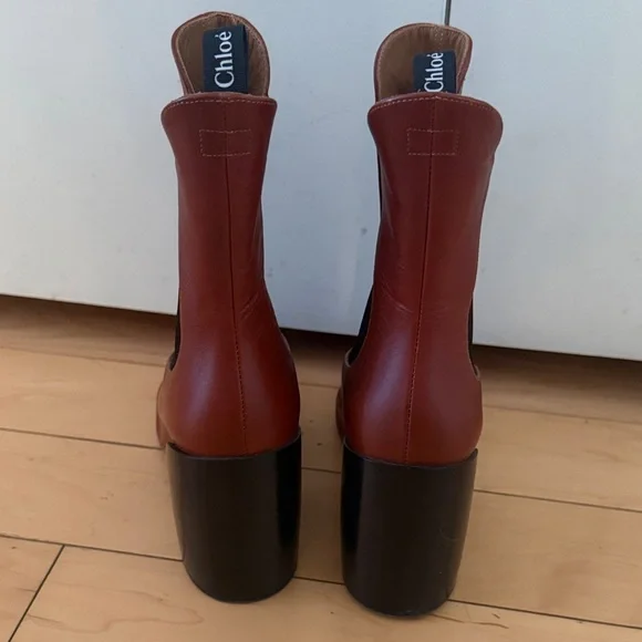 Chloe Women's Leather Ankle Boots with Chunky Heel size 39 - Picture 4 of 7